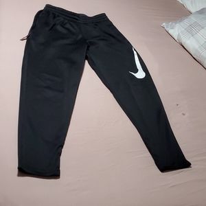 Nike Therma  Dri Fit Joggers Size M